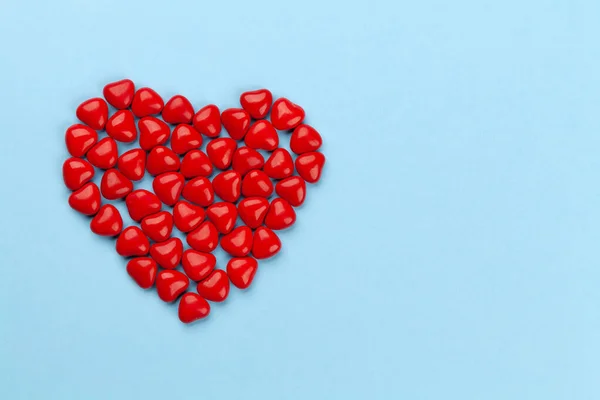 Valentinstagskarte Mit Herzförmigen Süßigkeiten Draufsicht Flach Lag Mit Kopierraum — Stockfoto