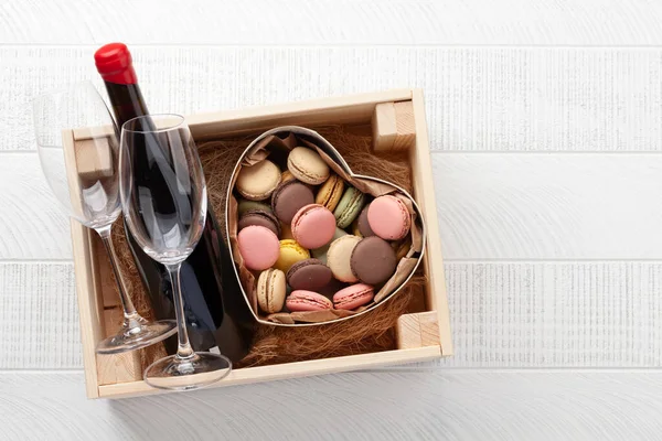 Valentines Day Heart Shaped Macaroons Box Red Wine Bottle Top — Stock Photo, Image