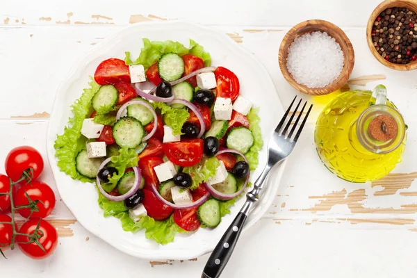 Salada Grega Clássica Com Legumes Frescos Vista Superior Flat Lay — Fotografia de Stock