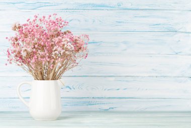 Daisy çiçek buketi. Bir demet papatya çiçeği. Kopyalama alanı ile