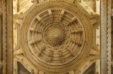 tavan ranakpur chaumukha Tapınağı, İstanbul