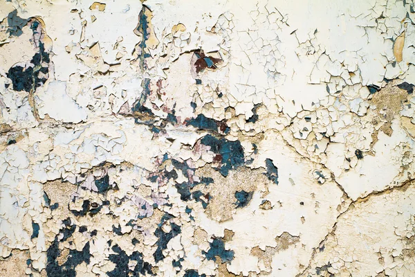 Старая краска на сером коррозийном металлическом фоне — стоковое фото