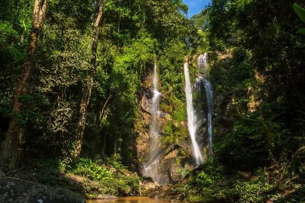 Mok Fa waterfall in the Northern Thailand — Stock Photo, Image