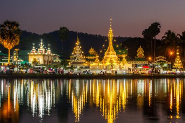shan-Birmanya stil wat chong klang ve wat chong kham Tapınağı