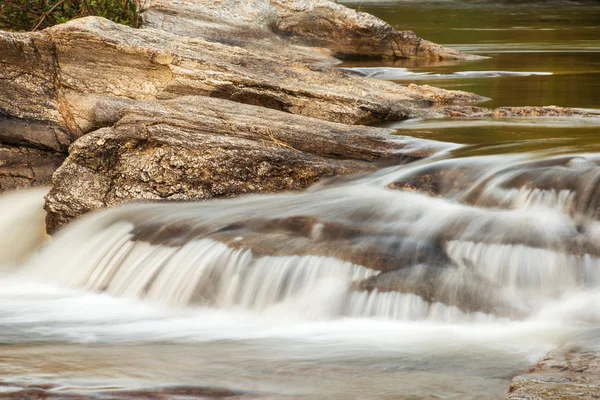 Water stream running over the rocks — Stock Photo, Image