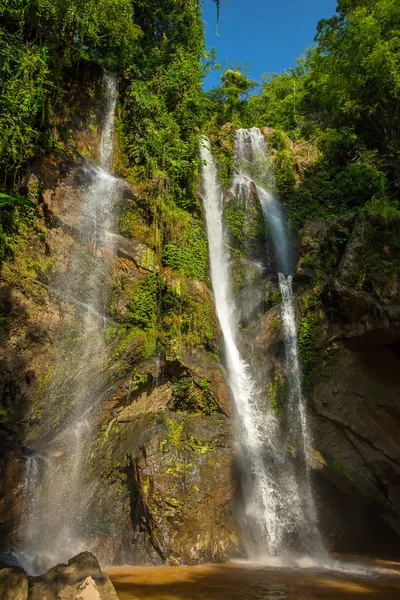 Cachoeira Mok Fa — Fotografia de Stock