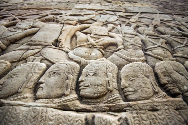 Baixo relevo de parede em Angkor Wat — Fotografia de Stock
