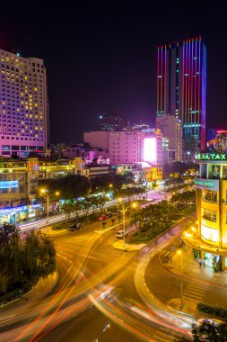 saigon trafik, ho chi minh city, Vietnam gece görünümü