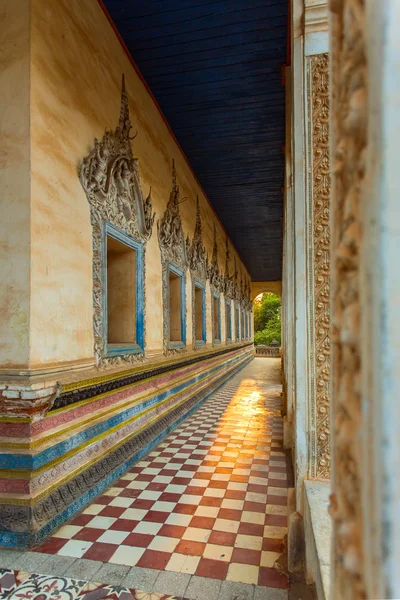 Wat bo templet vid solnedgången, siem reap, Kambodja — Stockfoto