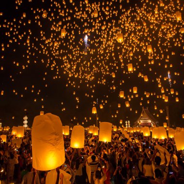 Buda'nın emanetler yi peng festival süresince ibadet