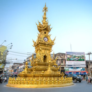 sokak altın saat kulesi çevresinde