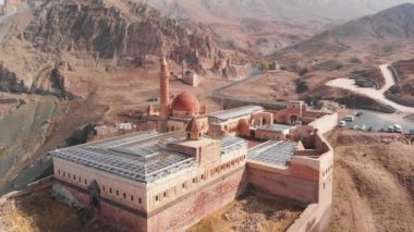 Agri ilinin Ishak Paşa Sarayı, Doğu Türkiye