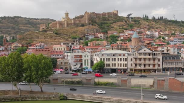 Cityscape of Old Tbilisi το καλοκαίρι, Επαρχια Abanotubani, Georgia — Αρχείο Βίντεο