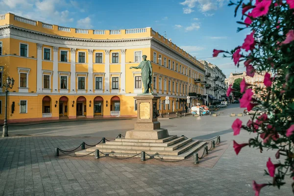 Исторический памятник герцогу де Ришелье в Одессе, Украина — стоковое фото