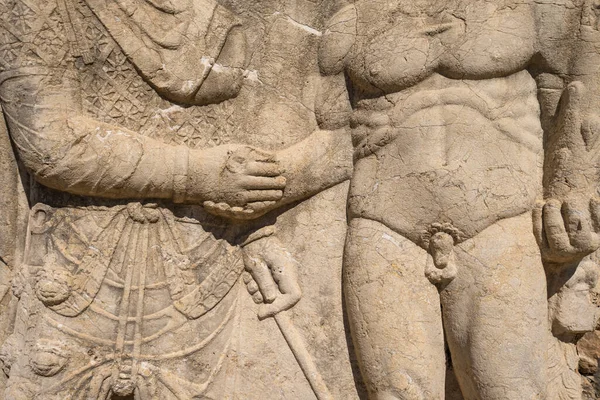 König Antiochos von Kommagene schüttelt Herakles in der Türkei die Hand — Stockfoto