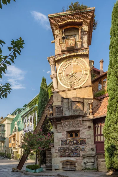 Famous Clock Tower of the Rezo Gabriadze Puppet Theater in Old Tbilisi, Georgia — стоковое фото