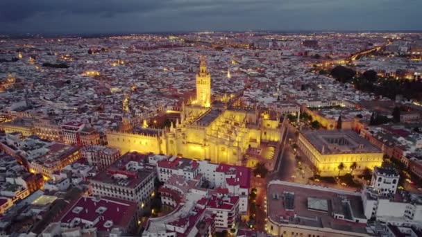 Catedral Sevilha Noite Voando Redor Famosa Catedral Gótica Sevilha Região — Vídeo de Stock