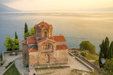 Kuzey Makedonya 'nın Ohri kentindeki Ohri Gölü' ne bakan Kaneo 'daki Aziz John Kilisesi
