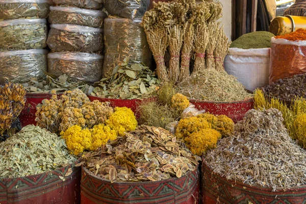 Variété Herbes Épices Thé Herbes Plantes Fleurs Séchées Sur Marché — Photo