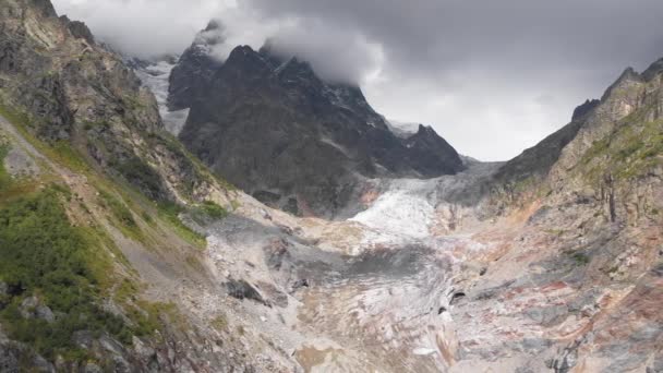Glaciar Chalaadi Cerca Ciudad Mestia Región Svaneti Georgia Paisaje Del — Vídeo de stock