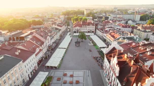 Rzeszow Marktplein Bij Zonsopgang Luchtfoto Van Het Stadsplein Rzeszow Polen — Stockvideo