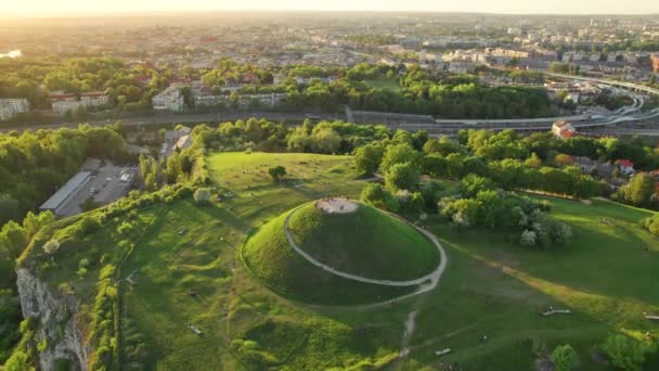 Aerial Summer View Krakus Mound Amazing Sunset View Historical Part — Vídeo de Stock