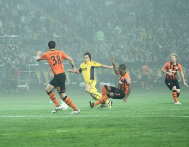 Metalist kharkiv vs shakhtar donetsk futbol maçı