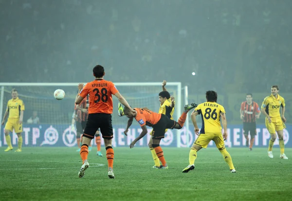 Metalist kharkiv vs shakhtar donetsk futbol maçı