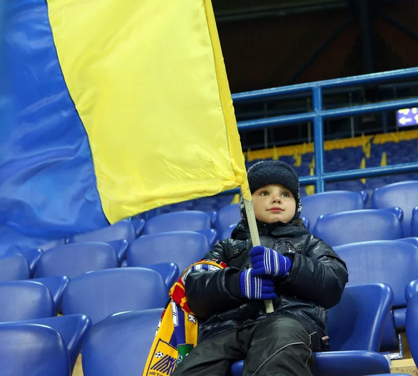 Metalist fan support their team during match — Stock Photo, Image
