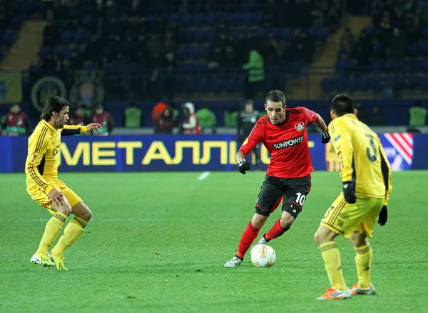 Metalist kharkiv vs bayer leverkusen overeenkomen met — Stockfoto