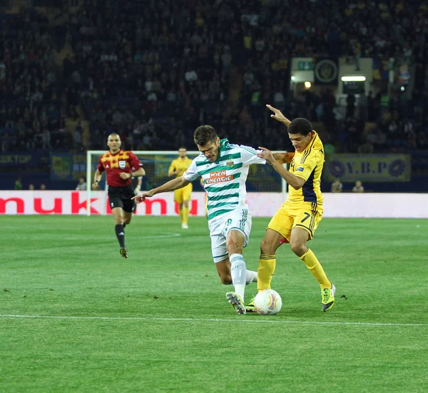 Metalist Kharkiv vs Rapid Wien pertandingan sepak bola — Stok Foto