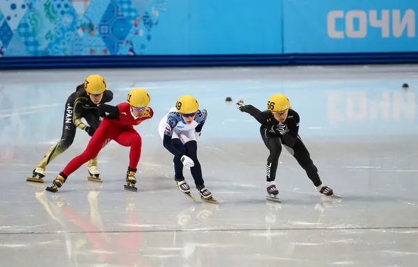 女子 1000 米预赛短道速滑预赛 — 图库照片