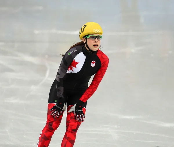 Dámský 1000 m ohřívá krátké trati tepel — Stock fotografie