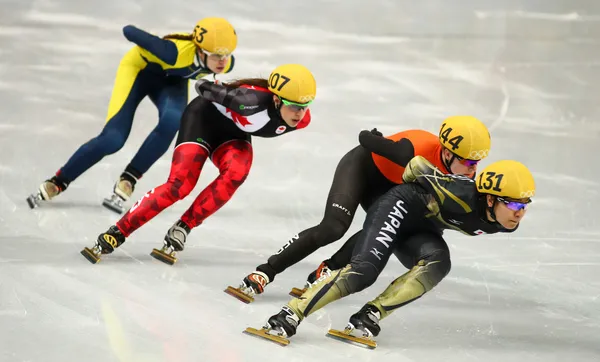 女子 1000 米预赛短道速滑预赛 — 图库照片