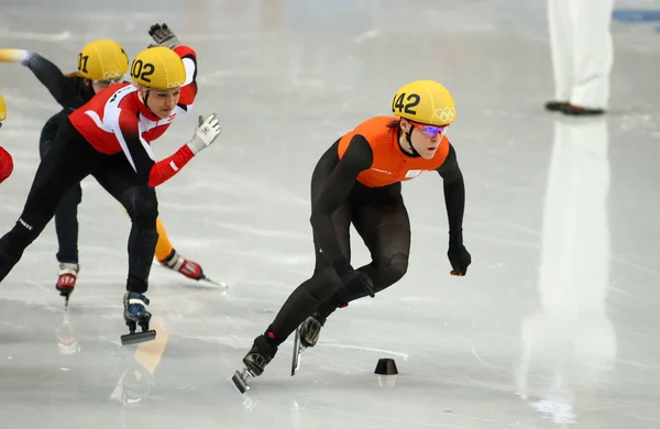 Panie 1000 m grzeje krótki utwór nagrzewa — Zdjęcie stockowe