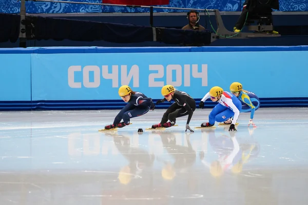 女子 1000 米预赛短道速滑预赛 — 图库照片