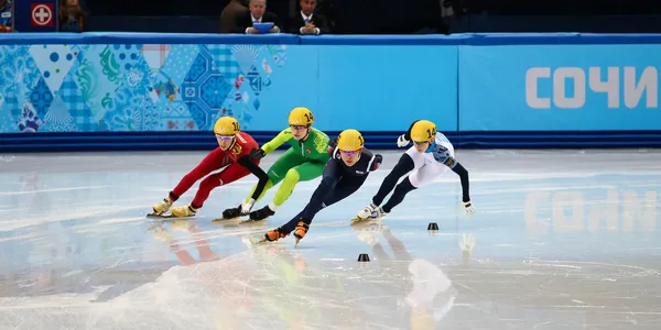 Bayanların 1000 m kısa parça ısıtır ısıtır — Stok fotoğraf