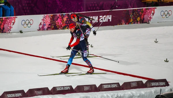 冬季两项女子 7.5 公里冲刺 (sprint) — 图库照片