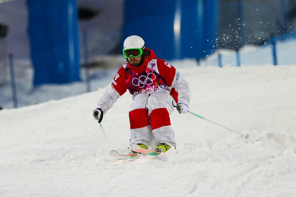 フリー スタイル スキー男子モーグル決勝 — ストック写真