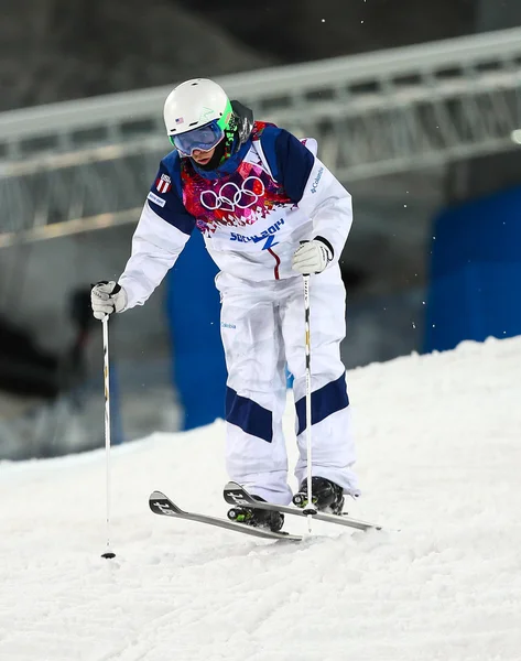 Finale der Freestyle-Ski-Buckelpiste der Herren — Stockfoto