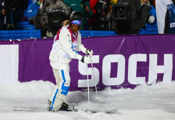 Finale der Freestyle-Ski-Buckelpiste der Herren — Stockfoto