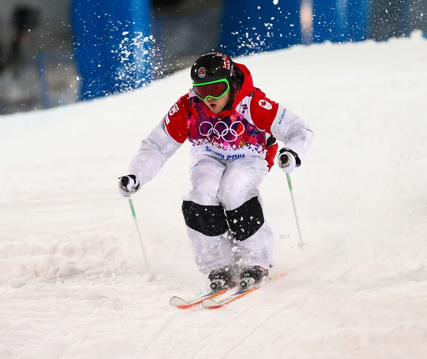 Finale der Freestyle-Ski-Buckelpiste der Herren — Stockfoto