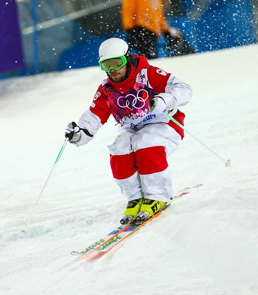 Finale der Freestyle-Ski-Buckelpiste der Herren — Stockfoto