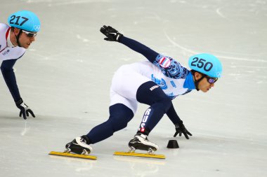 Erkekler 500 m kısa parça ısıtır