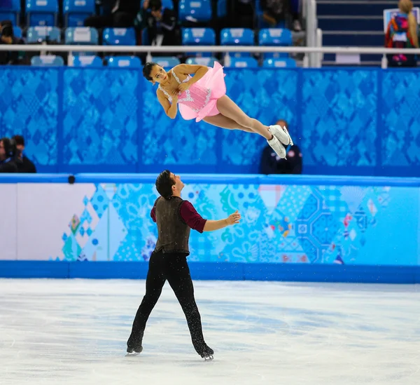 Figure Skating. Pairs Short Program — Stock Photo, Image