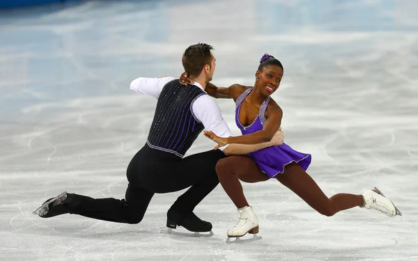 Kunstschaatsen. paren kort programma — Stockfoto