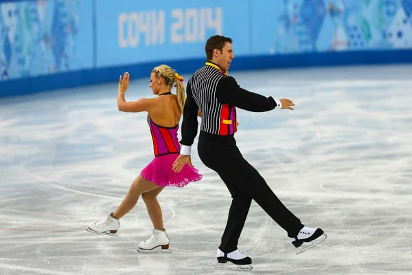 Kunstschaatsen. paren kort programma — Stockfoto