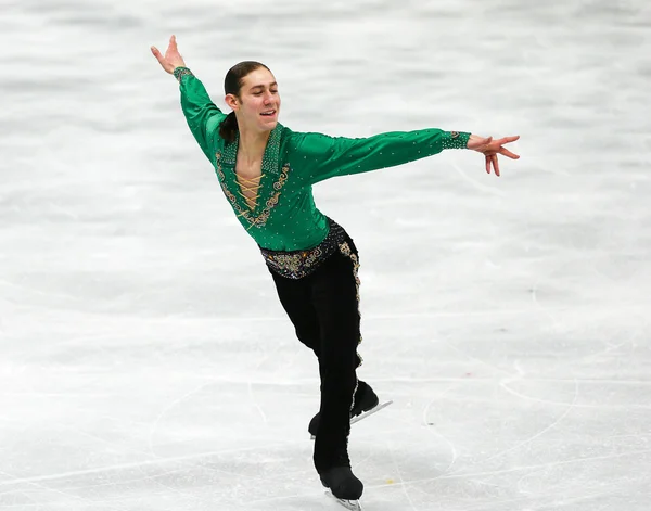 Patinaje artístico. Hombres patinaje libre — Foto de Stock