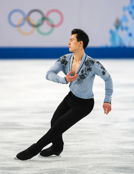 Patinação artística. Homens patinagem livre — Fotografia de Stock