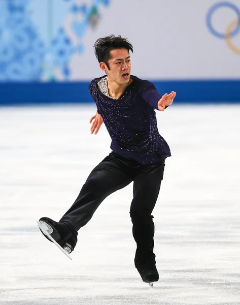 Patinação artística. Homens patinagem livre — Fotografia de Stock